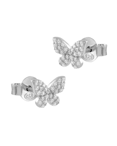 Pendientes elaborados en plata de ley, cuentan con un diseño de mariposa con circonitas blancas que le dan un toque de brillo y 