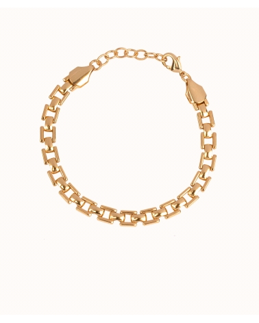 Pulsera de eslabones chapada en oro 18 Kt. Medida 17 cm + 3 cm de cadena ajustable. El complemento perfecto para cualquier día.